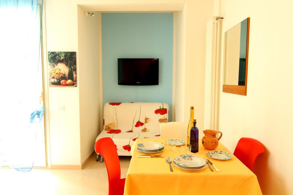 Residence Blu Marine Rímini Habitación foto